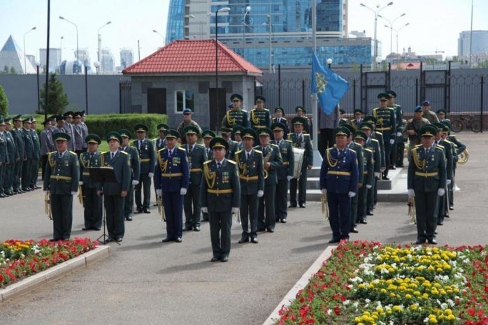 День КНБ Казахстана, государственности Черногории и карнавал в Сент-Винсенте