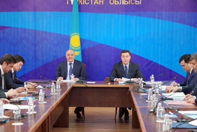 Аскар Мамин провел совещание по развитию Туркестана
