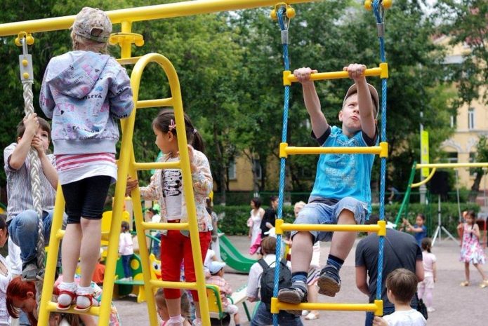 Детские площадки Караганды - ожидания и реальностьЭксклюзив