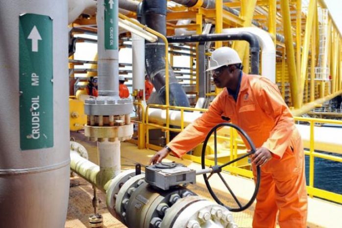 Саудовская Аравия исключила снижение добычи нефти