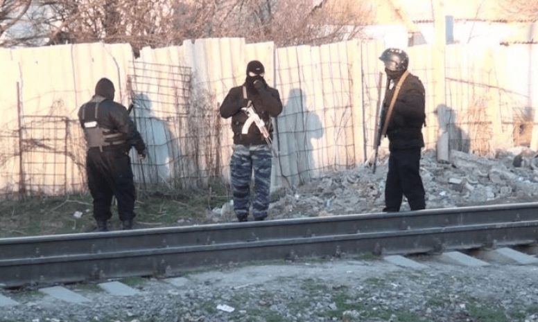 В Шымкенте разыскивают двоих подозреваемых в убийстве подростка