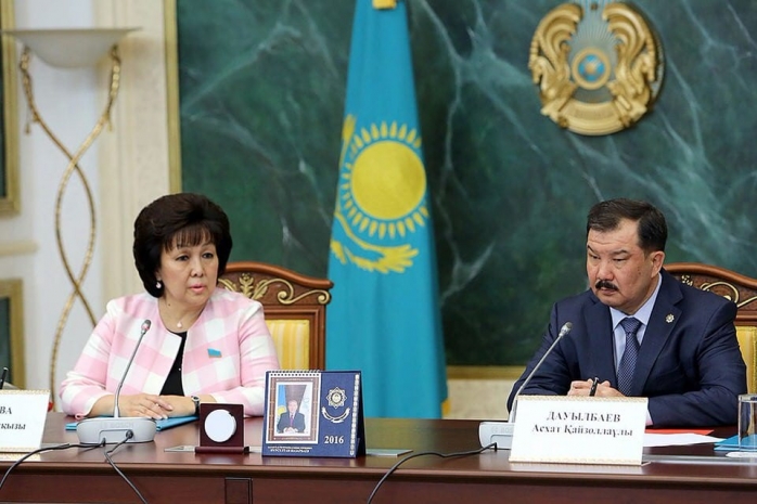 Детский омбудсмен и генпрокурор будут вместе защищать детей