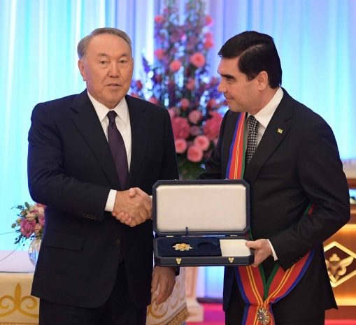 Главы Казахстана и Туркменистана подписали договор о демаркации границ