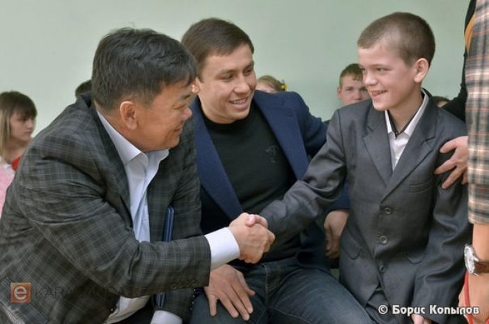 Головкин поздравил карагандинских сирот с Наурызом