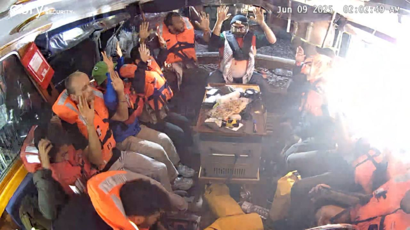 Израильские военные захватили судно с Гретой Тунберг в нейтральных водах