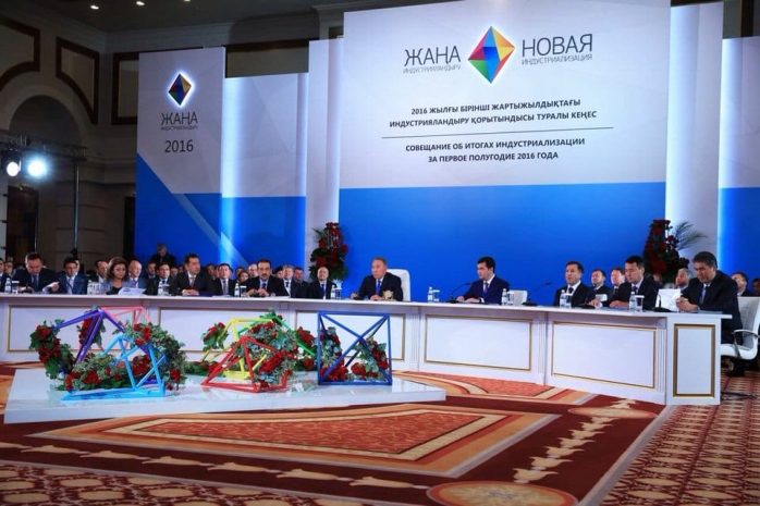 Н. Назарбаев: банкам надо дать заработать