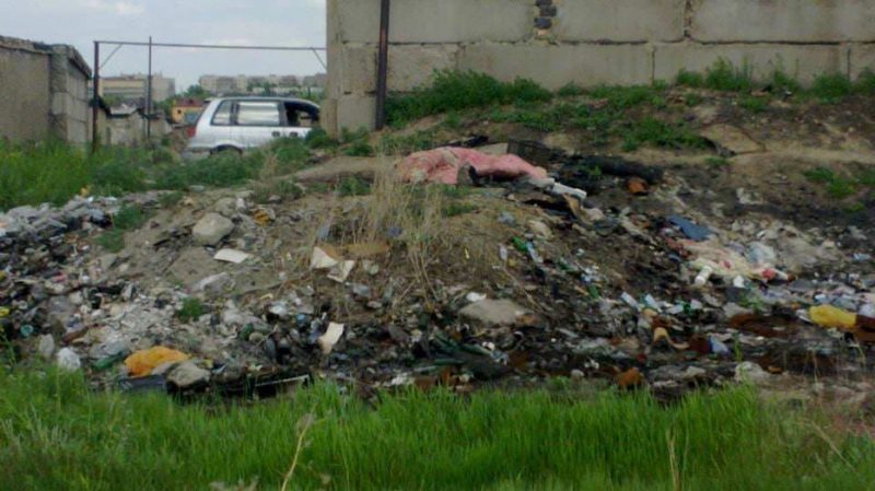 Полицейские Караганды будут бороться с мусором на улицах