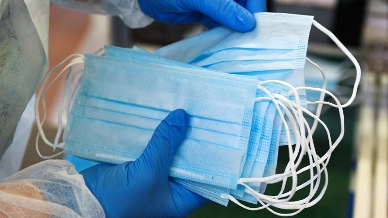 Lamborghini запускает производство медицинских масок