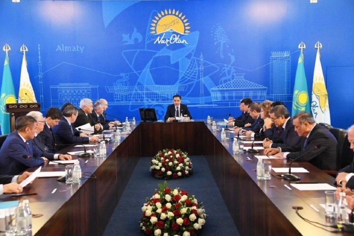 «Перезагрузку» партии Nur Otan обсудили в Алматы