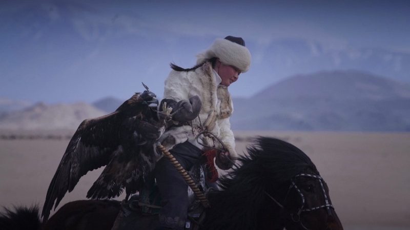 Фильм Каната Бейсекеева о девочке-беркутчи появился в Youtube