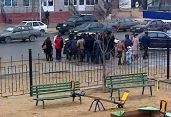 Шестилетний мальчик попал под колеса автомобиля в Актау