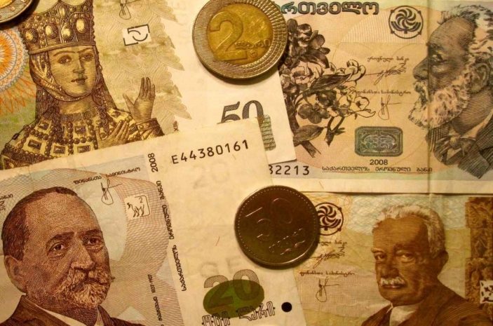 Рекордного минимума достиг курс нацвалюты Грузии