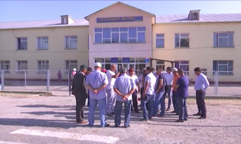 В ЮКО учителя и родители рассказали о поборах в сельской школе