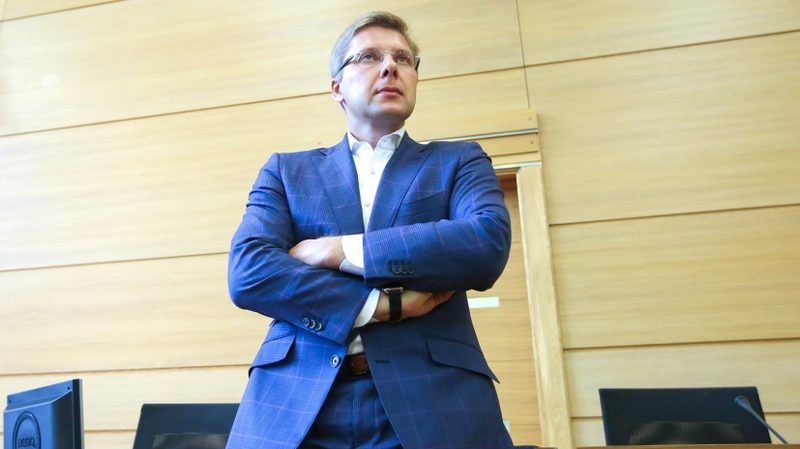 Нил Ушаков избран в Европарламент