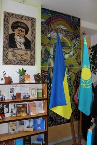 Клуб по изучению казахского языка открылся в Киеве