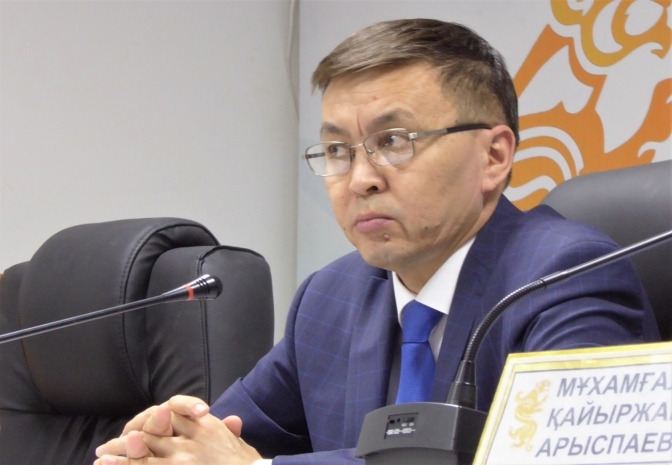 Размер своей заработной платы озвучил аким Уральска