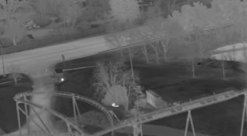 В Канаде полиция ловила конфетных воришек с помощью вертолёта с тепловизором