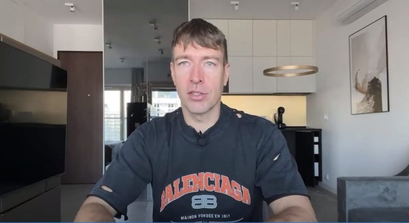 Российскому пикаперу запретили въезд в Казахстан