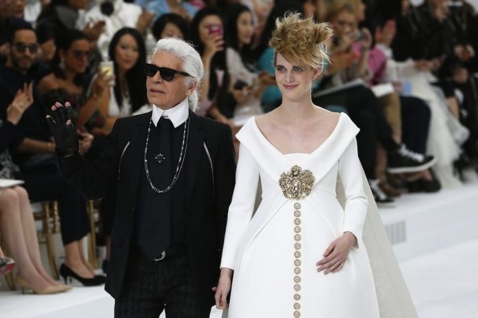 Золушки Chanel на линии огня