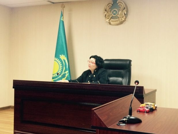 В суде Астаны вынесено решение по «золотому кортежу»