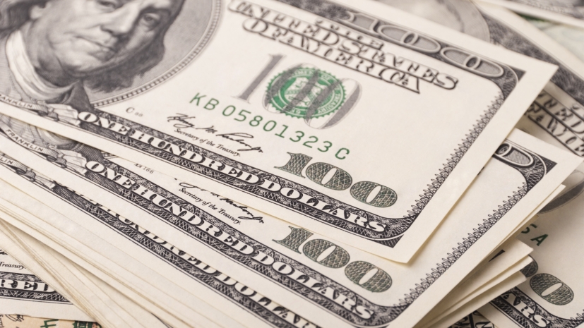 Доллар приостановил падение и устремился вверх