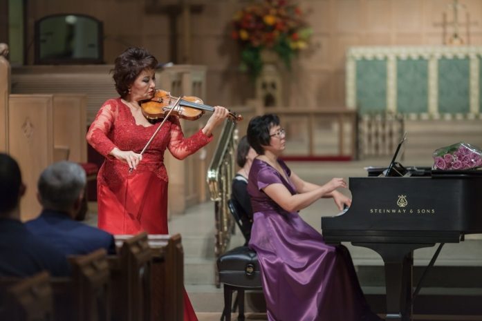 Мусаходжаева выступила в Торонто