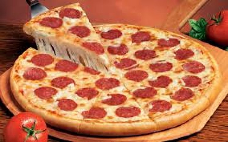 Мусульманин подал иск на 100 миллионов долларов из-за пиццы со свининой