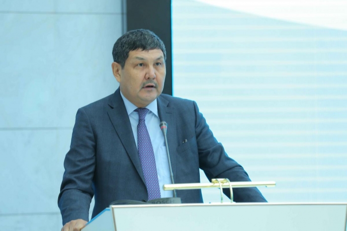 Бывший ответсек казахстанского МИДа уличен во взятке