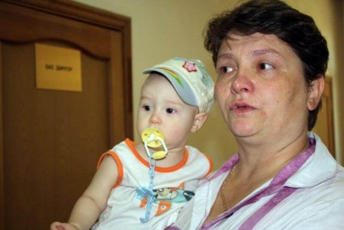 Мать Челаха кинула в прокурора заговоренный макЭксклюзив