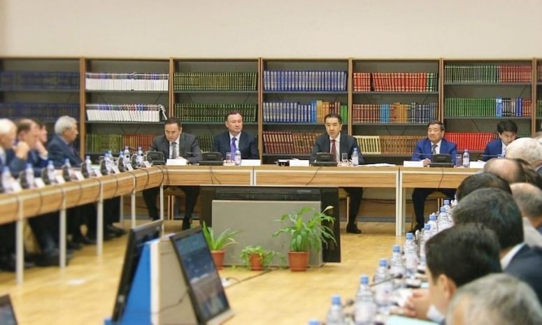 Назначены главы рабочих групп при Земельной комиссии