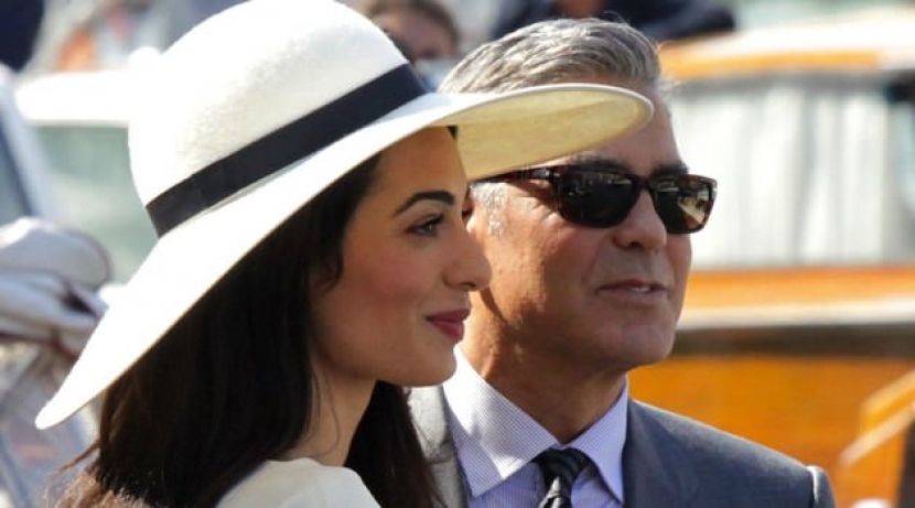 Джордж Клуни с женой хотят усыновить ребенка