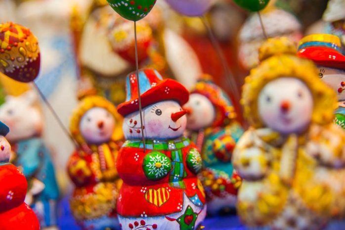 Народные приметы: время дарить подарки детям