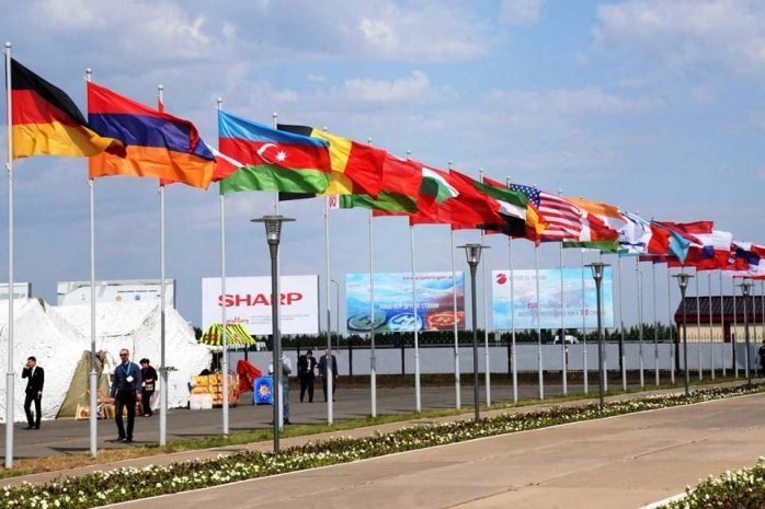 KADEX-2016: пилотажные группы в небе Астаны (ФОТО)