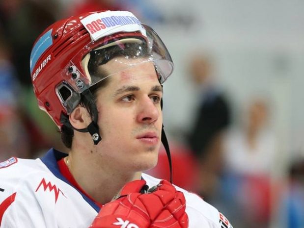 До полного восстановления Малкин будет играть на правом фланге