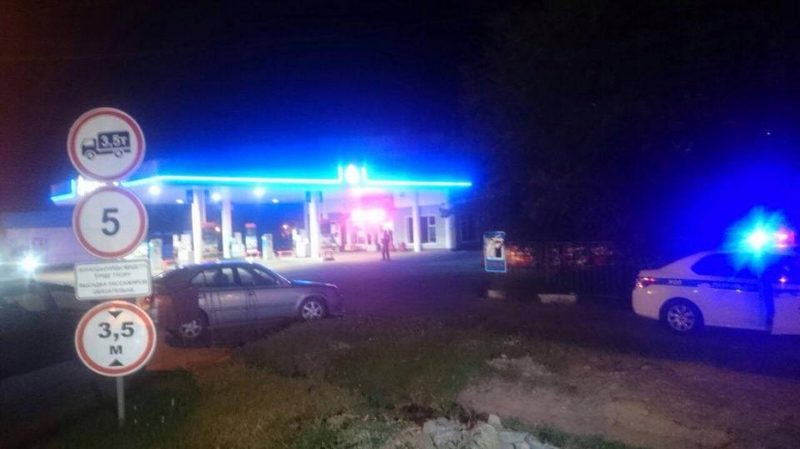 В Алматы женщина упала в колодец и погибла