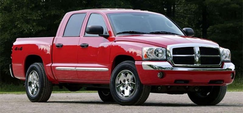 Chrysler отзывает 67 000 пикапов