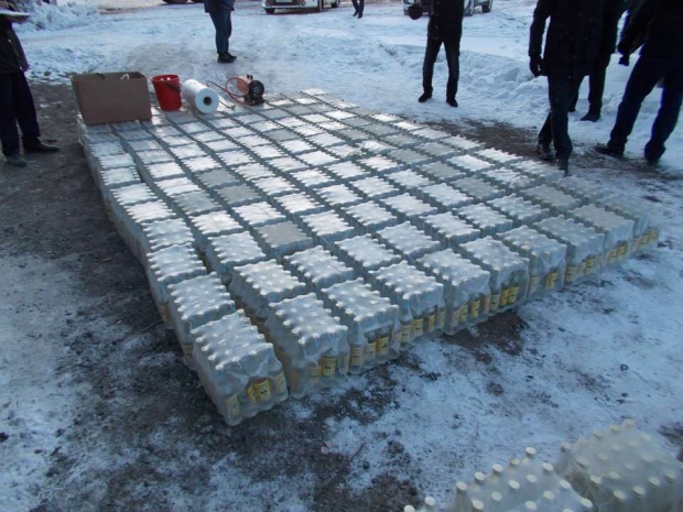 Три тысячи бутылок водки изъято у жителя Экибастуза