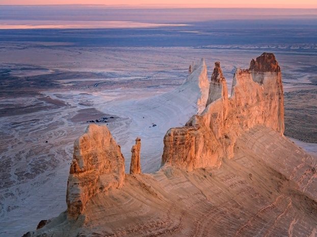 Строительство визит-центра у Бозжыры продвигает акимат Актау