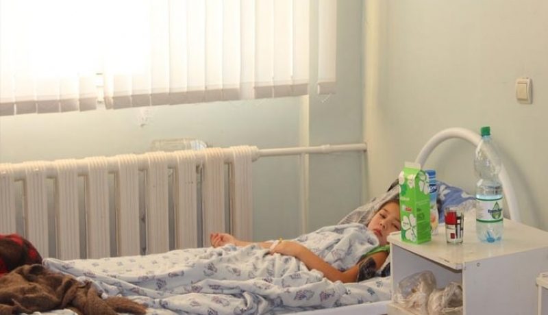 В ЗКО дети вновь массово теряют сознание