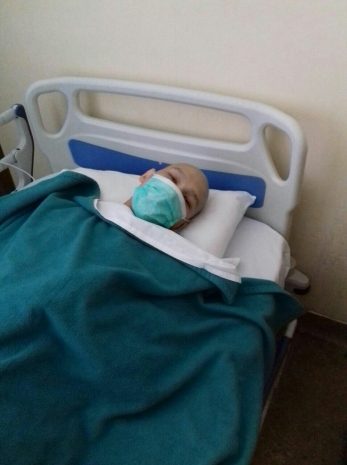 Футболисты казахстанской премьер-лиги помогли страдающему раком павлодарцу