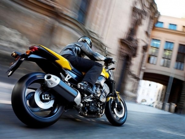 Полицейские задержали пьяного байкера-лихача