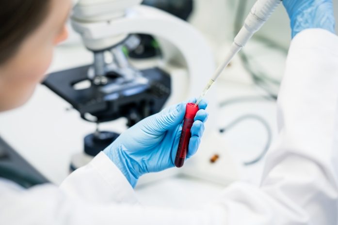 Медики нашли объяснение повторным случаям заражения COVID-19