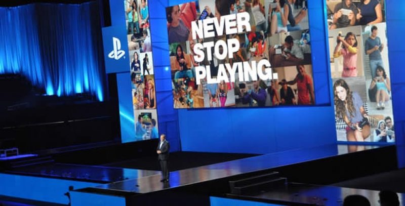 Sony PlayStation 4 будет дороже Xbox One